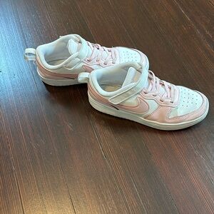 Nike Girls Low Tops